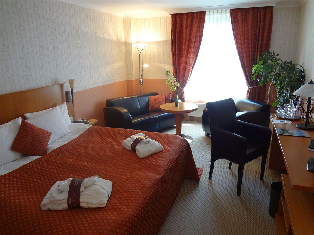 Parkhotel Goerlitz ภายนอก รูปภาพ